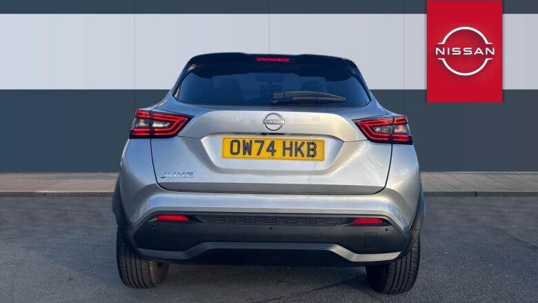Nissan Juke 1.0 DiG-T N-Connecta 5dr Petrol Hatchback